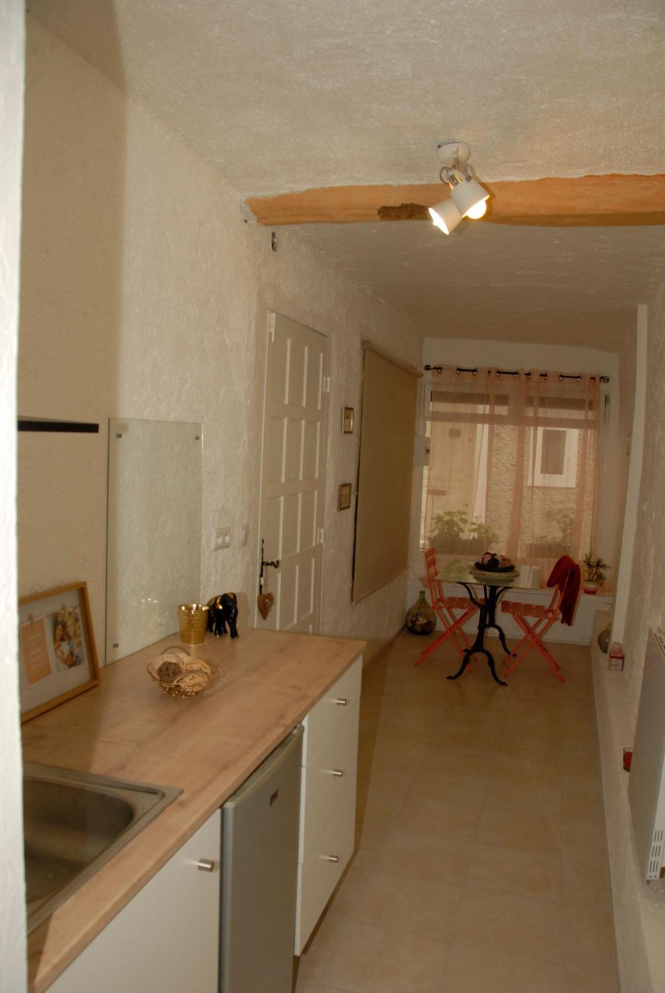Appartement Joli Havre De Paix à Vence Extérieur photo