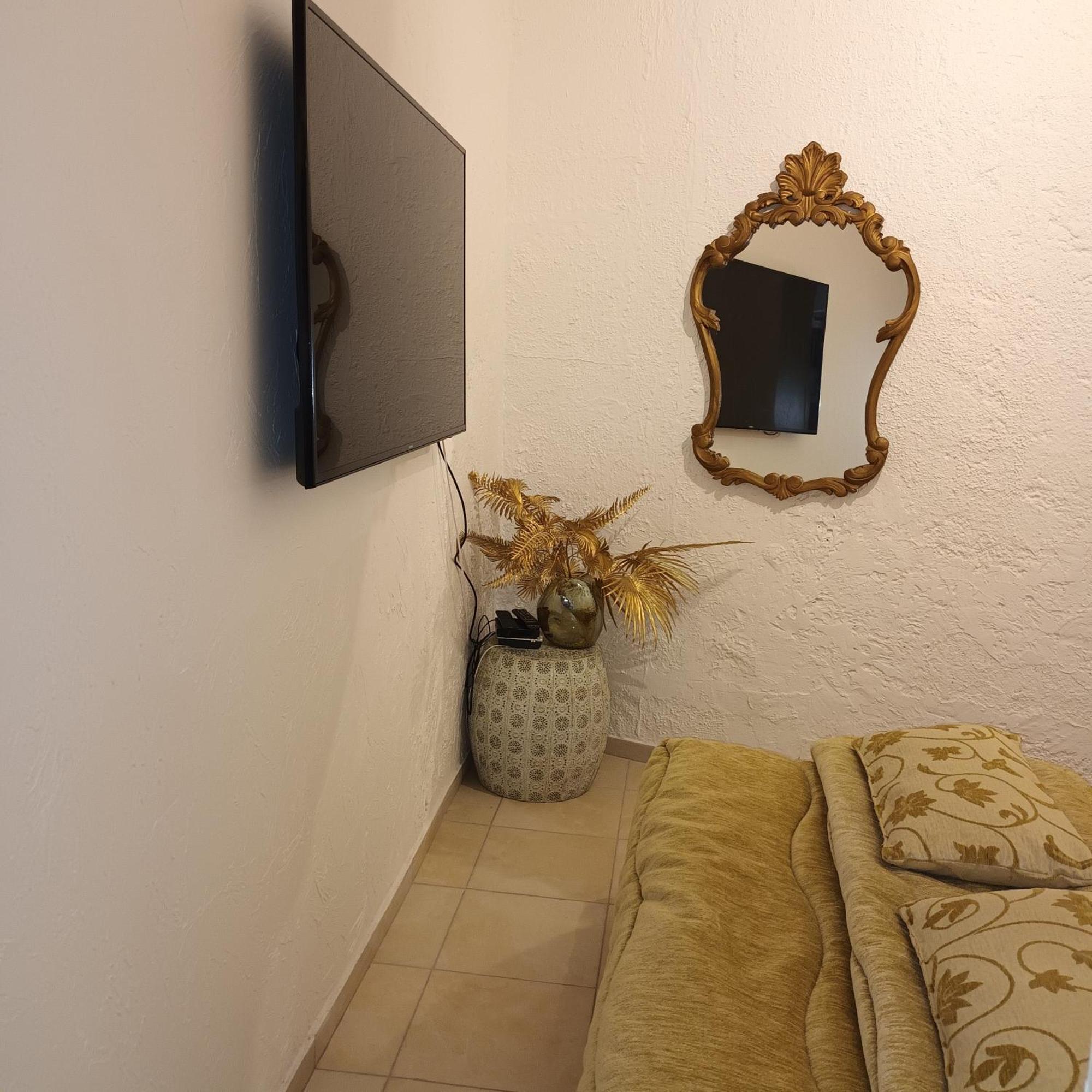 Appartement Joli Havre De Paix à Vence Extérieur photo
